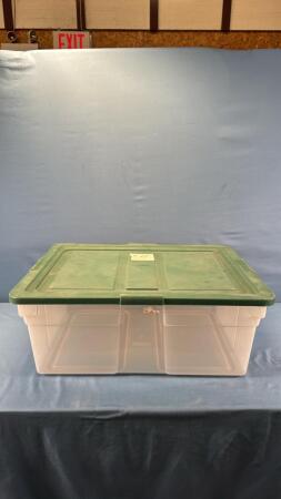 RUBBERMAID 41.6L TOTE WITH LID