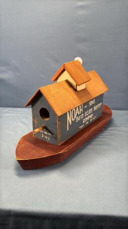 WOODEN BOAT/BIRDHOUSE
