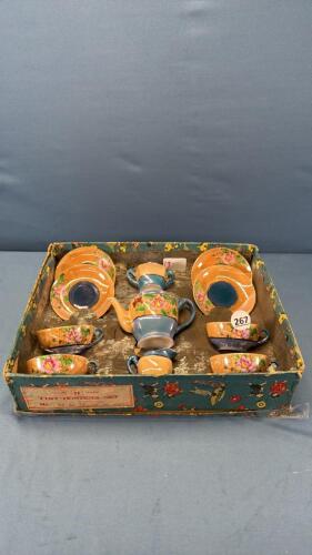DOLLS TEA SET IN ORIGINAL BOX "TINY HOSTESS SET"