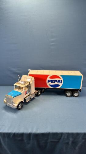 NYLINT PEPSI TIN TRUCK