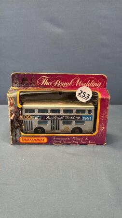 ROYAL WEDDING 1981 DOUBLE DECKER BUS