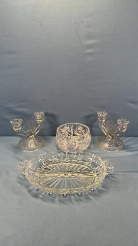 ASSORTED GLASSWARE LOT