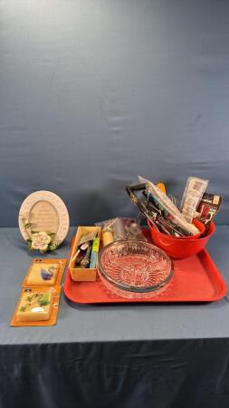 ASSORTED KITCHEN UTENSIL LOT