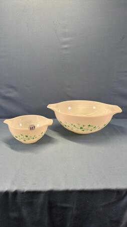 (2) PYREX MIXING BOWLS
