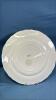 ASSORTED GLASSWARE LOT - 8