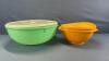 (2) TUPPERWARE BOWLS W/LIDS - 2