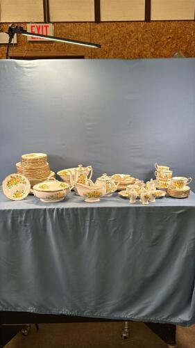 ROYAL ALBERT TEA ROSE PATTERN - APPROX. 70 PIECES