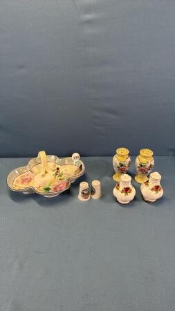 SERVING BOWL WITH 3 SETS OF SALT & PEPPERS