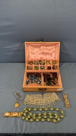 JEWELLERY BOX