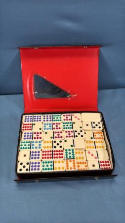 SET OF 91 DOMINOES IN CARRYING CASE