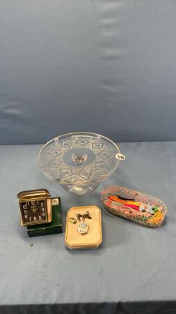 8.5"PEDESTAL CAKE PLATE&HAIR BAREETS &TRAVEL CLOCK