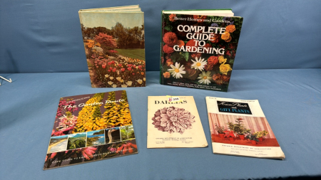 Gardening Books Lot -See Notes