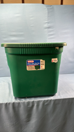 Sterilite 76 Litre Tote