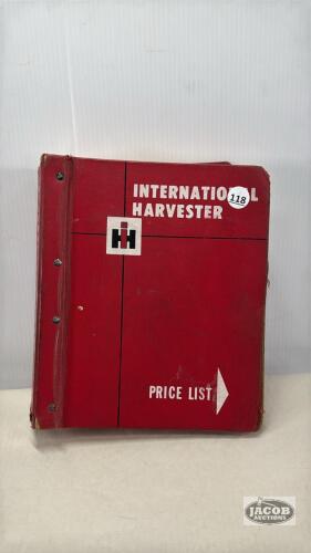 BINDER WITH INTERNATIONAL DEALER 1977 PRICES