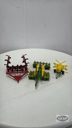 JOHN DEERE CORN PLANTER, SPRAYER & CASE CULTIVATOR