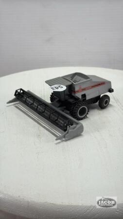 GLEANER R-52 COMBINE W/FLEX HEAD & STEERING AXLE