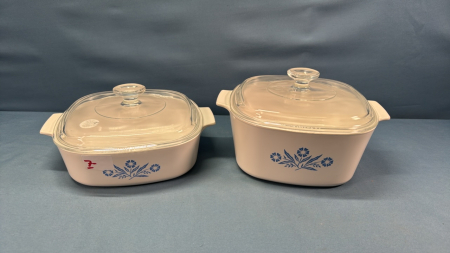 2 -8in Corning Ware Casserole Dishes with Lids