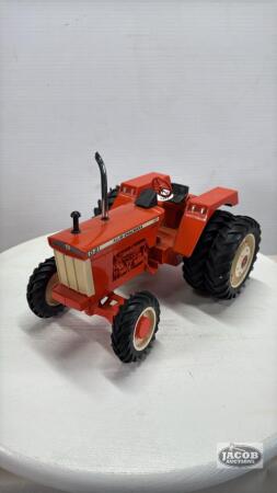 CUSTOM ALLIS-CHALMERS D21 TRACTOR WITH DUALS