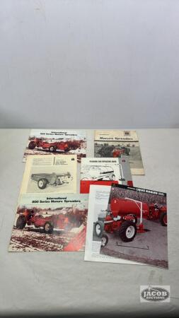 INTERNATIONAL MANURE SPREADER & TANK BROCHURES
