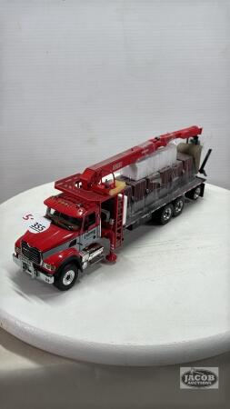 CARVER QUARRIES MACK BOOM TRUCK WITH LOAD