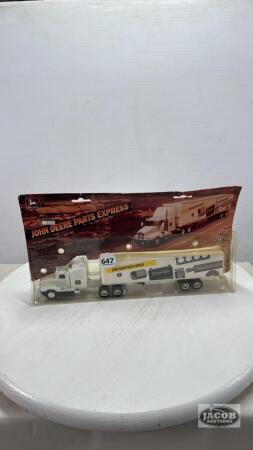 JOHN DEERE PARTS EXPRESS SEMI