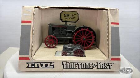 CASE L TRACTOR SET OF TWO