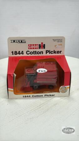 CASE 1844 COTTON PICKER