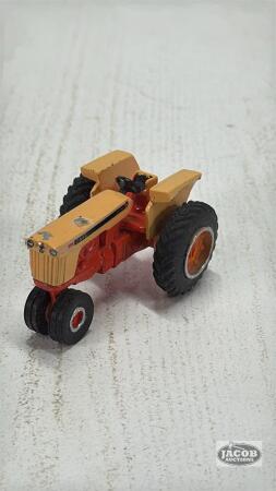 CUSTOM CASE 830 NARROW TRACTOR