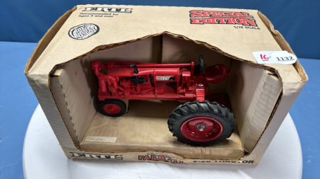 Farmall F-20 Tractor