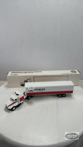 PIONEER SEEDS KENWORTH SEMI