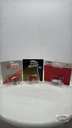 ALLIS-CHALMERS WD45 & FARMALL F-20 & M TRACTORS