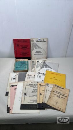 ASSORTMENT OF SETUP INSTRUCTIONS & OWNER MANUALS