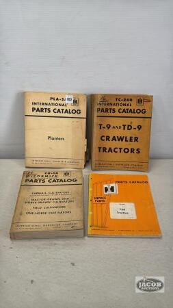 (4) INTERNATIONAL PARTS CATALOGUES