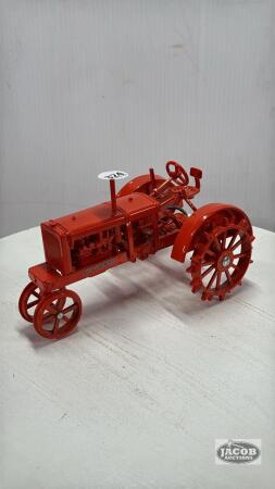 ALLIS-CHALMERS WC NARROW TRACTOR