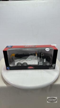 PETERBILT 379 WRECKER