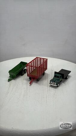 ASSORTED LOT OF 1/64 TOYS