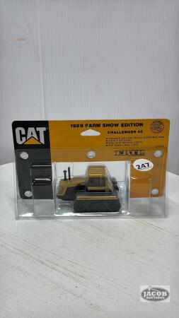 1989 FARM SHOW EDITION CAT CHALLENGER 65 TRACTOR