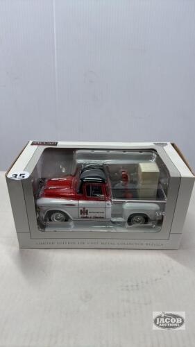 INTERNATIONAL REFRIGERATION 1957 CHEVY STEPSIDE