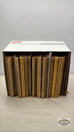 ASSORTED LOT OF INTERNATIONAL PARTS CATALOGUES