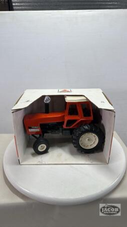 ALLIS-CHALMERS 7060 TRACTOR