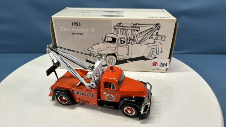 Supertest 1955 Diamond T Tow Truck