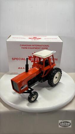 ALLIS-CHALMERS 7000 TRACTOR