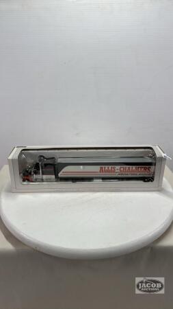 ALLIS-CHALMERS FREIGHTLINER CLASSIC XL SEMI