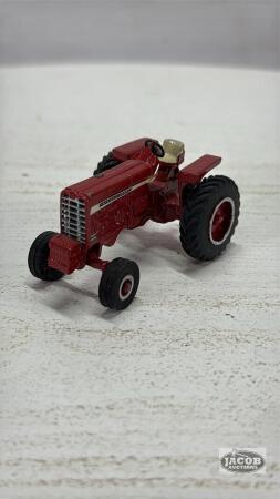 CUSTOM INTERNATIONAL 856 TRACTOR