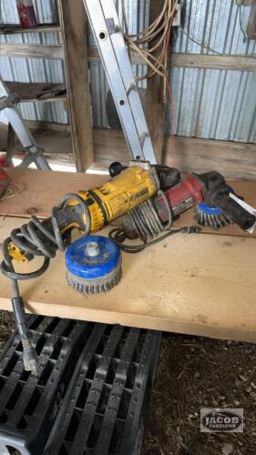 Dewalt 7IN and Bauer 4.5IN Angle Grinders
