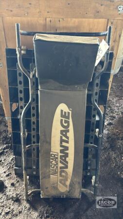 Nascar Advantage Shop Creeper