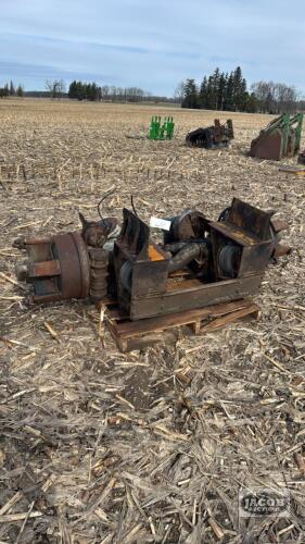 Lift Axle off Tandem Truck