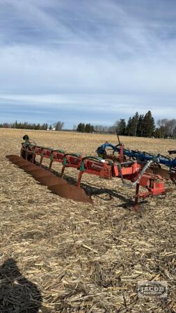 Kverneland BB115 7 Furrow Semi Mount Plow
