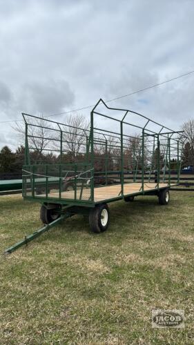 BALE THROWER WAGON