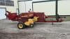 NEW HOLLAND 575 BALER WITH 72 THROWER - 8